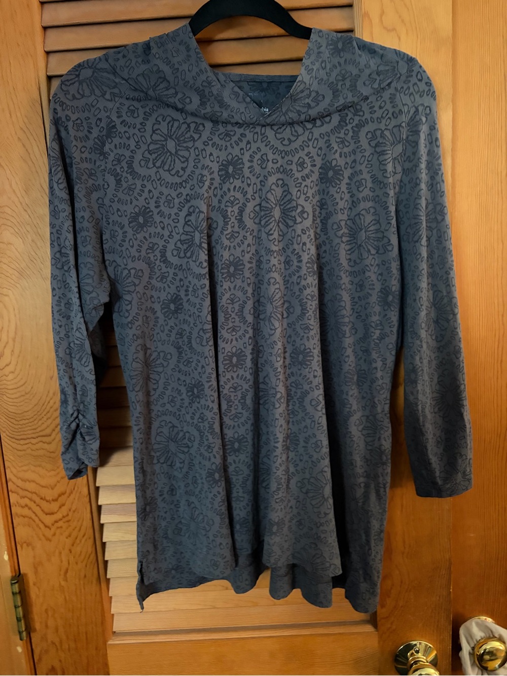 Columbia lightweight 3/4 ruched sleeve burnout hoodie top size XL